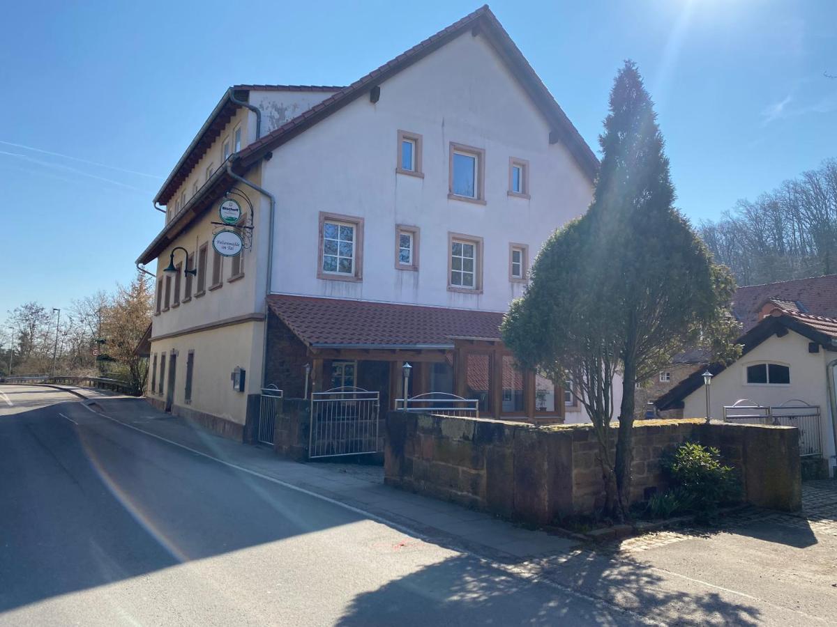 Bed and Breakfast Felsenmuehle Neuleiningen Exterior foto
