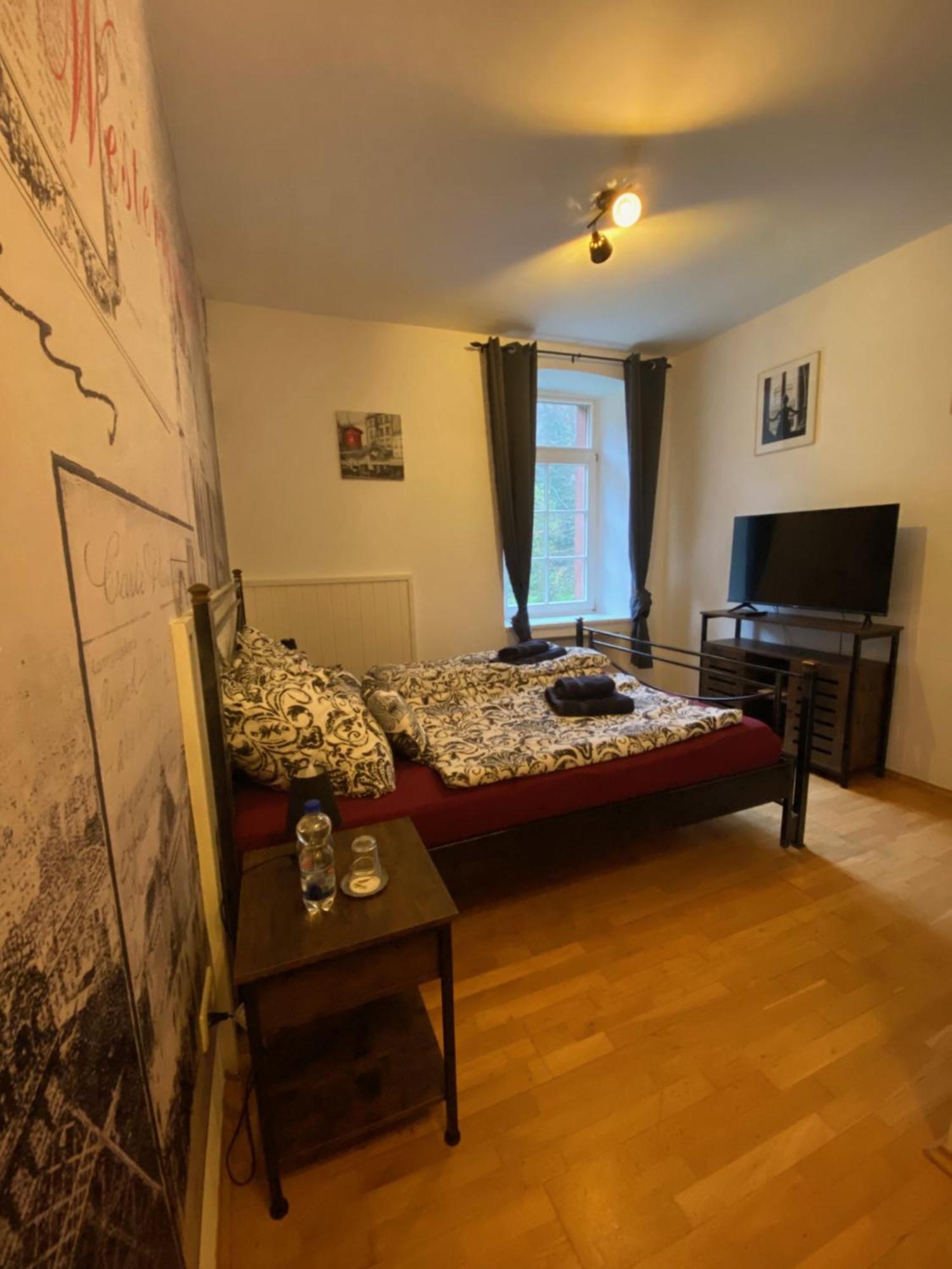 Bed and Breakfast Felsenmuehle Neuleiningen Exterior foto