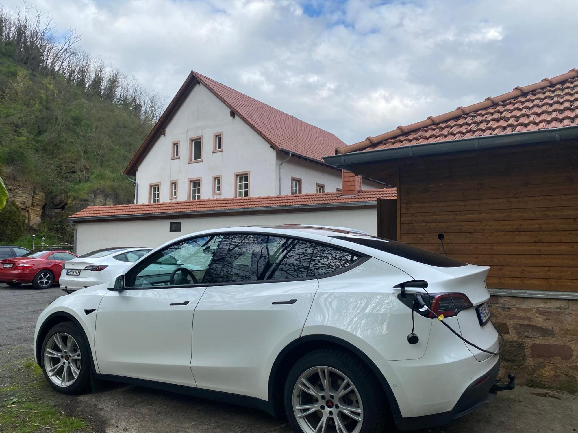 Bed and Breakfast Felsenmuehle Neuleiningen Exterior foto